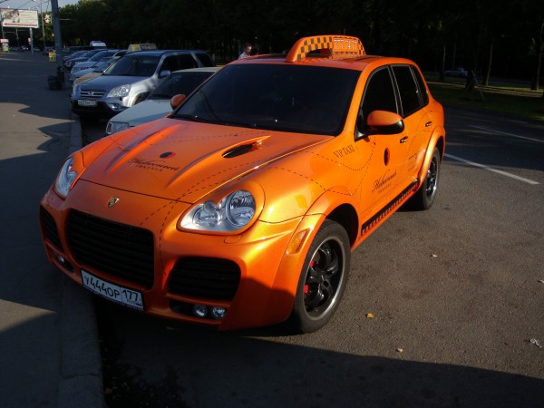 Porsche Cayenne Taxi อีก