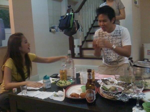 party-iamnadia-08 @pongrat เข้ามาก็โดนไป 1 ป๊อก ( เพิ่งทราบมาว่าเคยอยู่ Marvelic ด้วย)