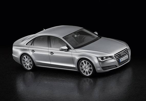 audi-new-a8 AUDI A8 รถเยอรมันที่เน้นความคุ้มค่าและหรูหราของห้องโดยสาร