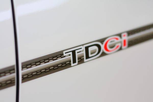 TDCi sticker ยังอยู่สภาพเดิม TDCi sticker ยังอยู่สภาพเดิม