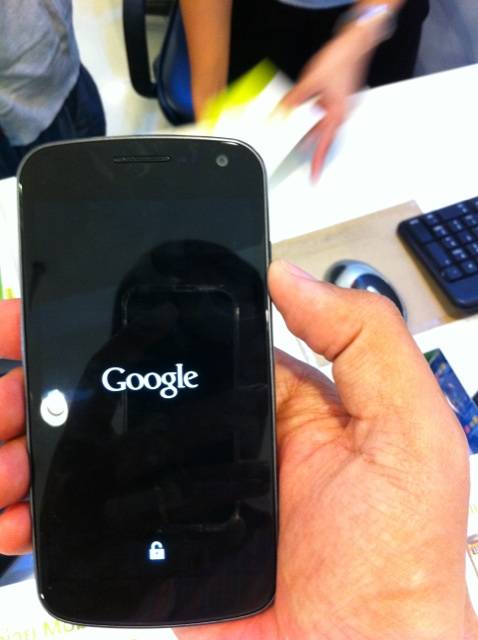 galaxy nexus สตาร์ทปั๊ป เจอโลโก้ google ทันทีครับ galaxy nexus สตาร์ทปั๊ป เจอโลโก้ google ทันทีครับ