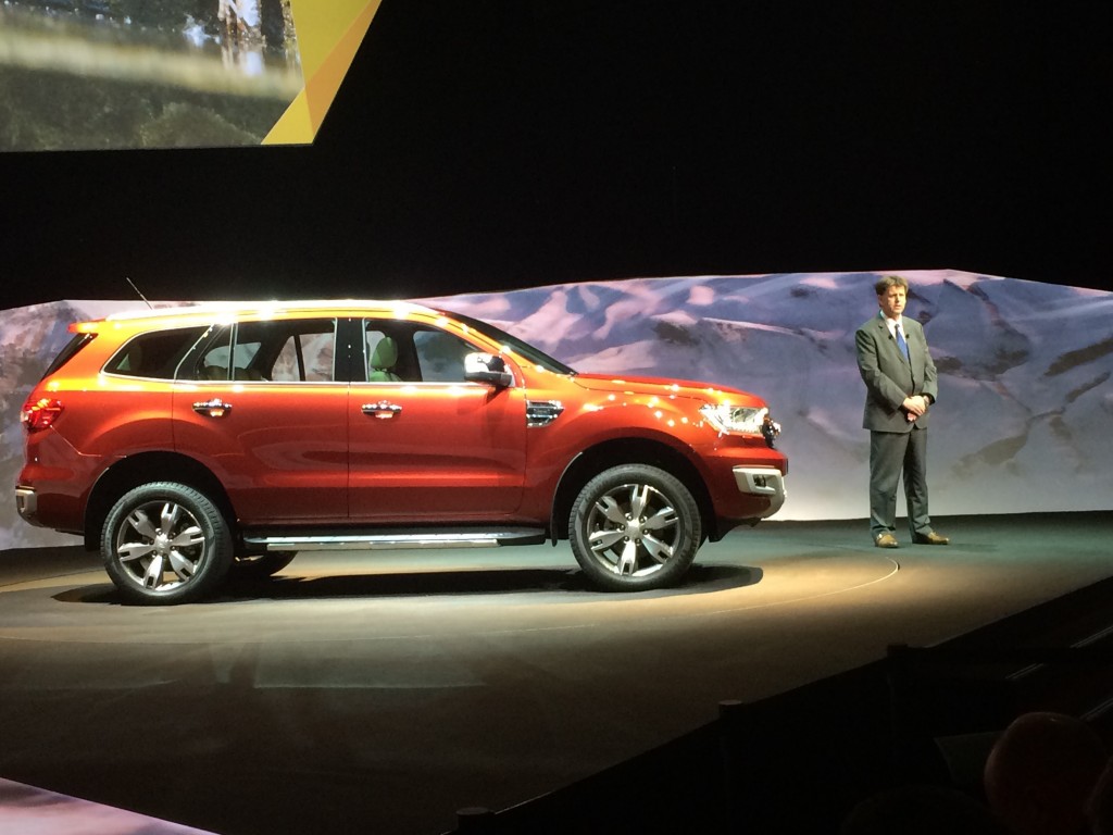 Ford Everest Side