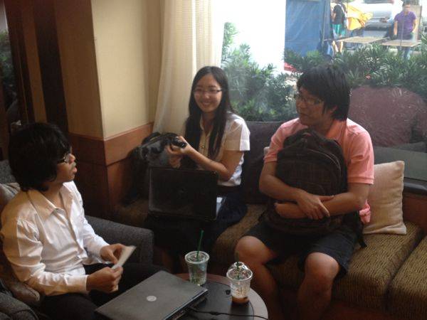 ยินดีต้อนรับน้อง @VVEE และ @Nuttyi ครับ