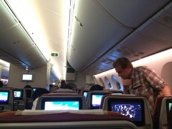 787-thais-18