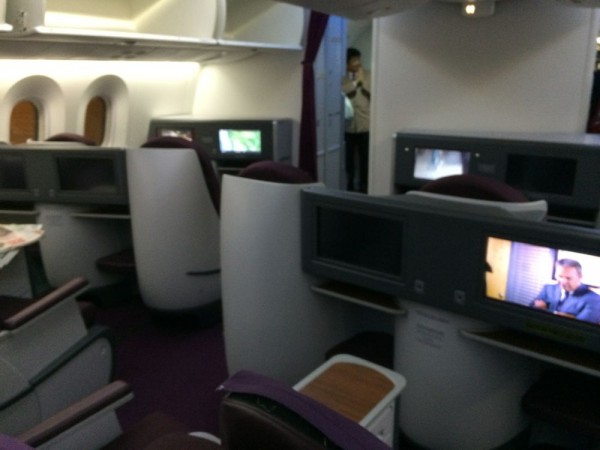 787-thais-26